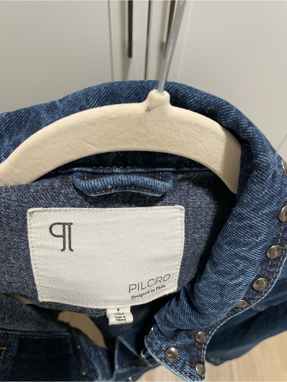 Pilcro The Weston Denim Boyfriend Jacket Studded Medium Dark Wash *Imperfect* - Picture 5 of 11
